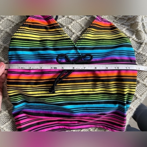 MUDD Kids Swimsuit Top Size 14 Rainbow Print NWT Pool Beach Sun MSRP 34.00 - Picture 9 of 9